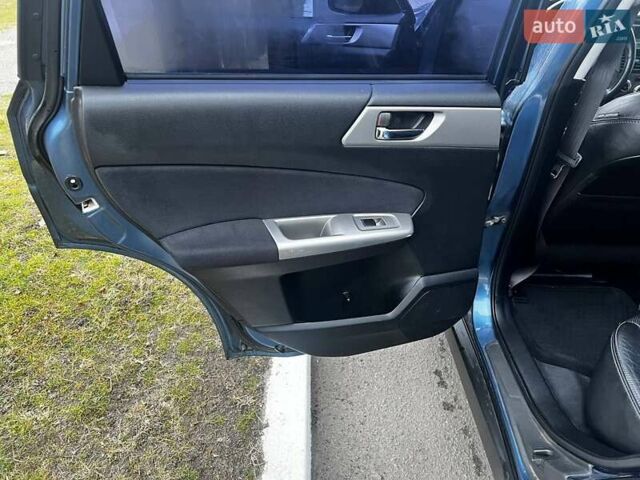 Синий Субару Форестер, объемом двигателя 2.46 л и пробегом 157 тыс. км за 9000 $, фото 24 на Automoto.ua