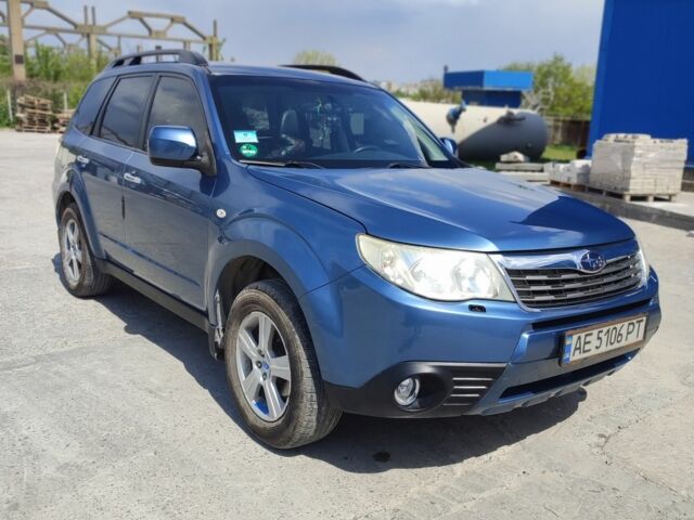 Синій Субару Forester, об'ємом двигуна 2 л та пробігом 215 тис. км за 9200 $, фото 1 на Automoto.ua