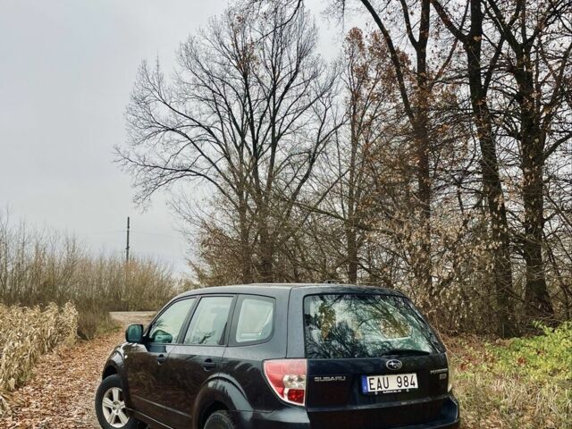 Синій Субару Forester, об'ємом двигуна 2 л та пробігом 300 тис. км за 5150 $, фото 2 на Automoto.ua