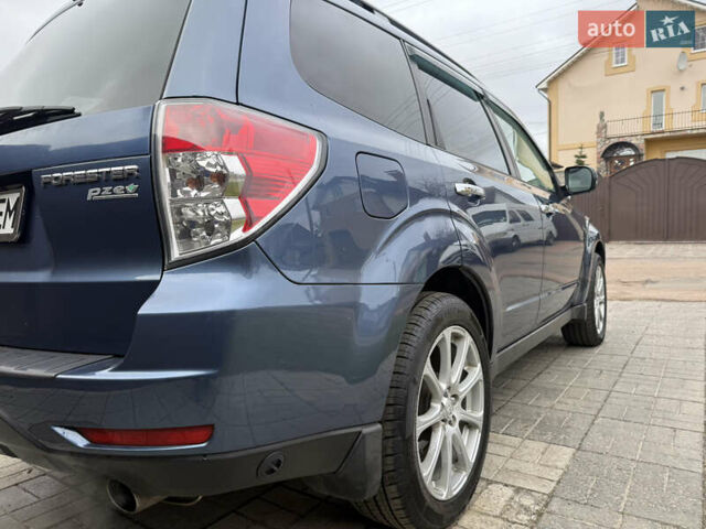 Синій Субару Forester, об'ємом двигуна 2.5 л та пробігом 228 тис. км за 9999 $, фото 9 на Automoto.ua