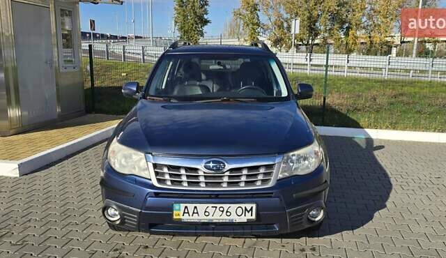 Синій Субару Forester, об'ємом двигуна 2 л та пробігом 145 тис. км за 11700 $, фото 10 на Automoto.ua