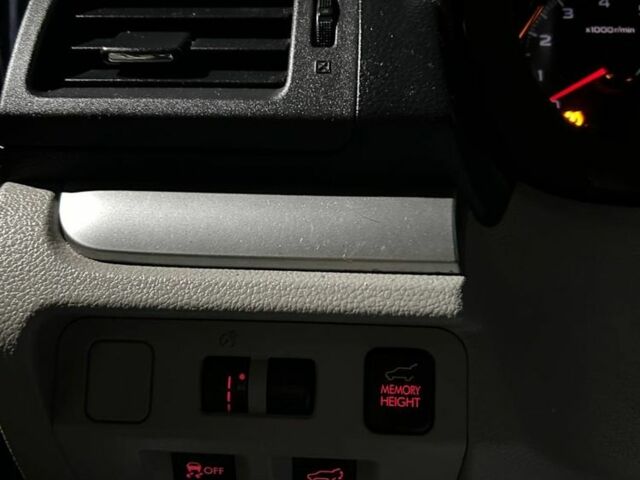 Синий Субару Форестер, объемом двигателя 2.5 л и пробегом 195 тыс. км за 10800 $, фото 5 на Automoto.ua