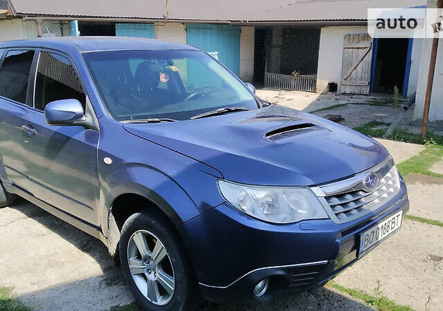 Синій Субару Forester, об'ємом двигуна 2 л та пробігом 266 тис. км за 9500 $, фото 1 на Automoto.ua