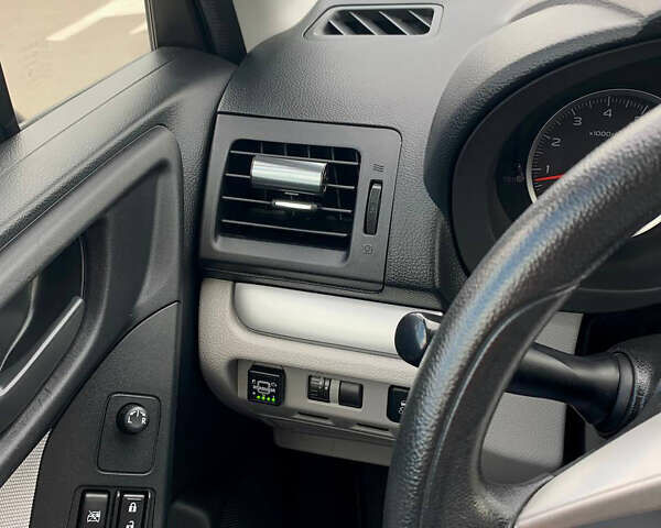 Синий Субару Форестер, объемом двигателя 2.46 л и пробегом 177 тыс. км за 11300 $, фото 5 на Automoto.ua