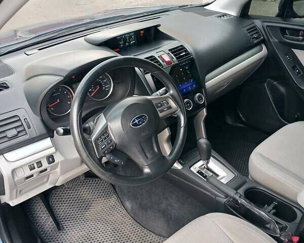Субару Форестер 2014 в Кривом Роге на Automoto.ua Синий Субару Форестер, объемом двигателя 2.5 л и пробегом 250 тыс. км за 12000 $, фото 5 на Automoto.ua