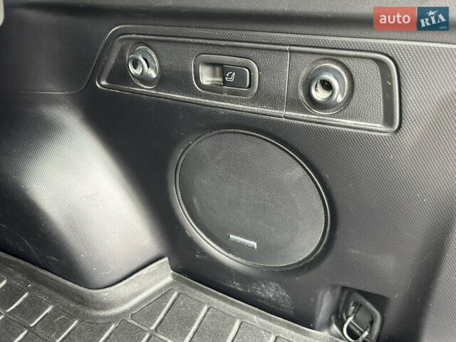 Синий Субару Форестер, объемом двигателя 2.5 л и пробегом 111 тыс. км за 27500 $, фото 25 на Automoto.ua