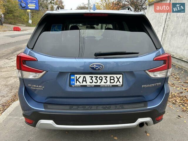 Синий Субару Форестер, объемом двигателя 2.5 л и пробегом 111 тыс. км за 27500 $, фото 5 на Automoto.ua