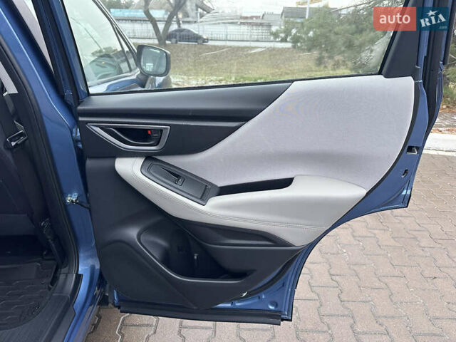 Синий Субару Форестер, объемом двигателя 2.5 л и пробегом 63 тыс. км за 15000 $, фото 26 на Automoto.ua