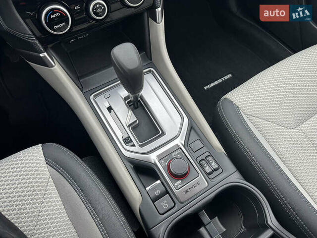 Синій Субару Forester, об'ємом двигуна 2.5 л та пробігом 58 тис. км за 17500 $, фото 45 на Automoto.ua