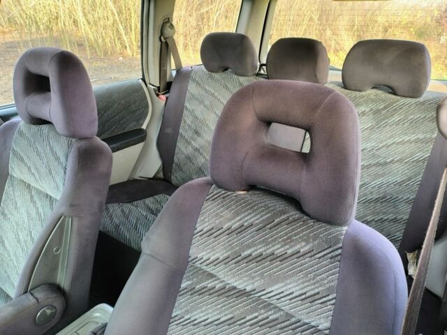 Зелений Субару Forester, об'ємом двигуна 2 л та пробігом 350 тис. км за 1736 $, фото 5 на Automoto.ua