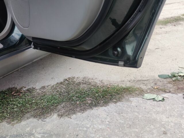 Зеленый Субару Форестер, объемом двигателя 2 л и пробегом 200 тыс. км за 4500 $, фото 13 на Automoto.ua