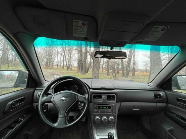 Зеленый Субару Форестер, объемом двигателя 2 л и пробегом 381 тыс. км за 4000 $, фото 9 на Automoto.ua