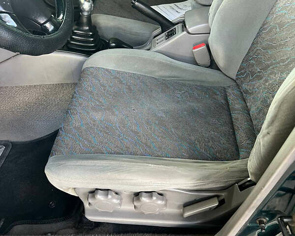 Зелений Субару Forester, об'ємом двигуна 2 л та пробігом 427 тис. км за 4200 $, фото 16 на Automoto.ua