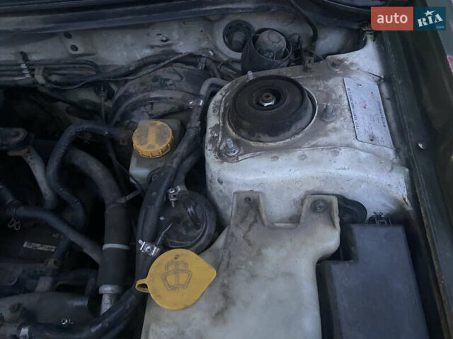 Зеленый Субару Форестер, объемом двигателя 2.5 л и пробегом 250 тыс. км за 4000 $, фото 10 на Automoto.ua