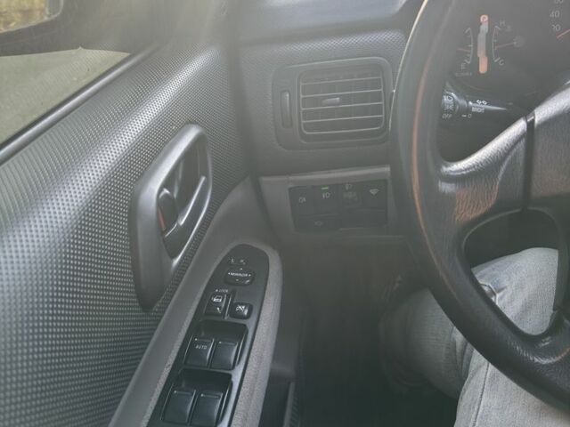 Зеленый Субару Форестер, объемом двигателя 2 л и пробегом 325 тыс. км за 4600 $, фото 22 на Automoto.ua