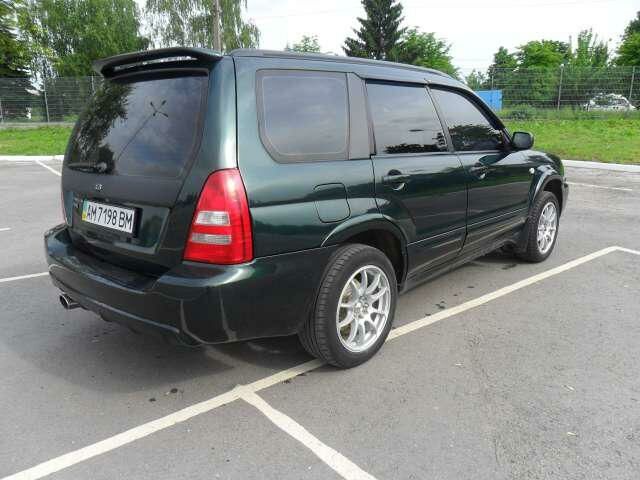 Зелений Субару Forester, об'ємом двигуна 2 л та пробігом 262 тис. км за 9000 $, фото 2 на Automoto.ua