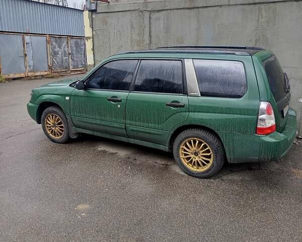 Зеленый Субару Форестер, объемом двигателя 2 л и пробегом 358 тыс. км за 4500 $, фото 1 на Automoto.ua