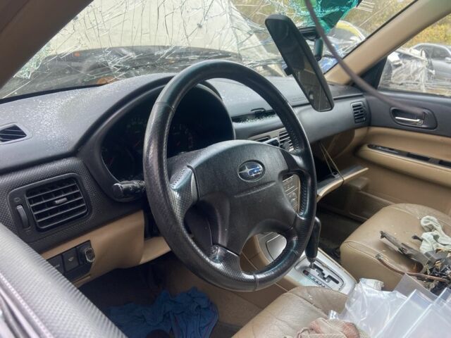 Зеленый Субару Форестер, объемом двигателя 2.5 л и пробегом 224 тыс. км за 2250 $, фото 7 на Automoto.ua