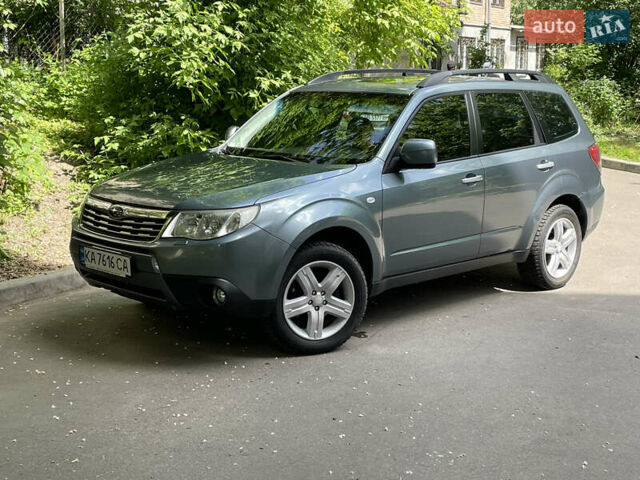 Зелений Субару Forester, об'ємом двигуна 2.46 л та пробігом 199 тис. км за 7999 $, фото 1 на Automoto.ua