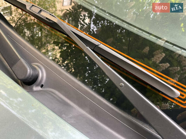 Зелений Субару Forester, об'ємом двигуна 2.46 л та пробігом 199 тис. км за 7999 $, фото 22 на Automoto.ua