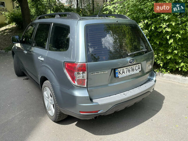 Зелений Субару Forester, об'ємом двигуна 2.46 л та пробігом 199 тис. км за 7999 $, фото 5 на Automoto.ua
