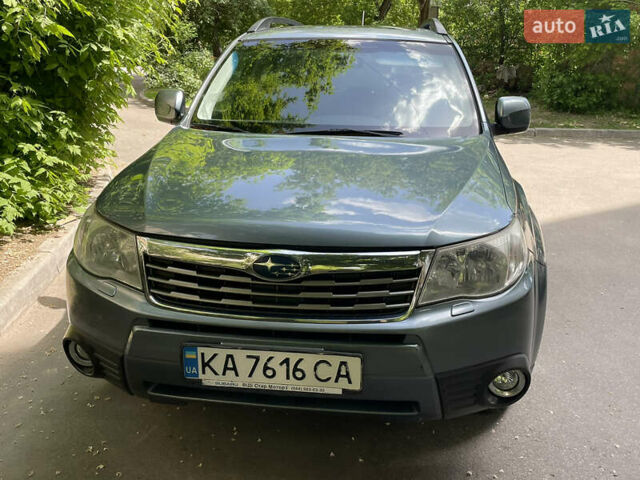Зелений Субару Forester, об'ємом двигуна 2.46 л та пробігом 199 тис. км за 7999 $, фото 2 на Automoto.ua