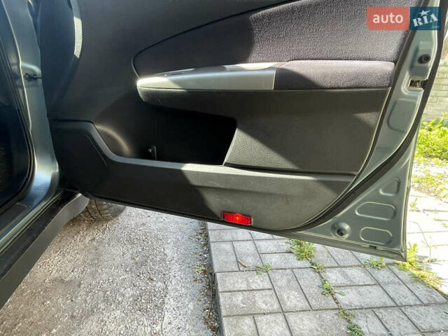 Зелений Субару Forester, об'ємом двигуна 2.46 л та пробігом 199 тис. км за 7999 $, фото 12 на Automoto.ua