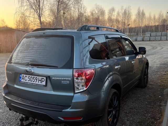 Зелений Субару Forester, об'ємом двигуна 2 л та пробігом 260 тис. км за 9000 $, фото 5 на Automoto.ua