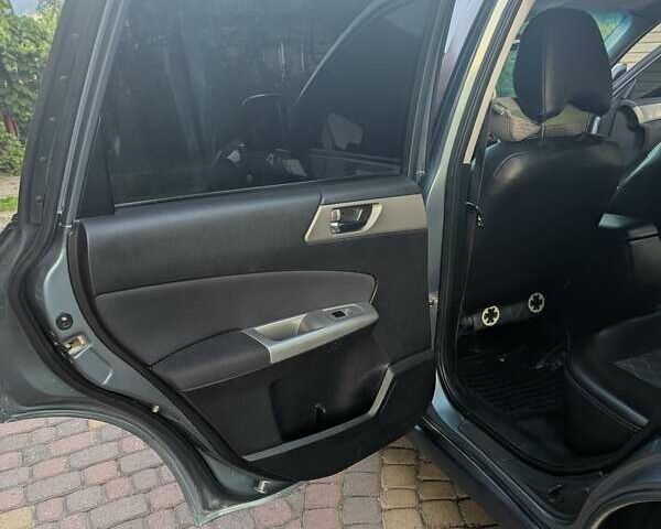 Зелений Субару Forester, об'ємом двигуна 2 л та пробігом 188 тис. км за 8750 $, фото 26 на Automoto.ua