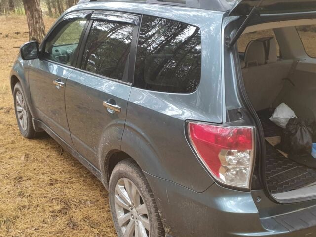 Зеленый Субару Форестер, объемом двигателя 0 л и пробегом 235 тыс. км за 9400 $, фото 7 на Automoto.ua