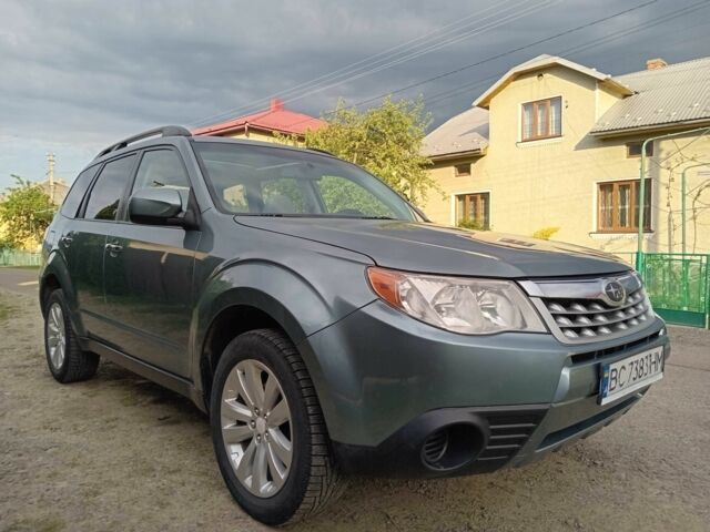 Зелений Субару Forester, об'ємом двигуна 2.5 л та пробігом 289 тис. км за 7900 $, фото 4 на Automoto.ua