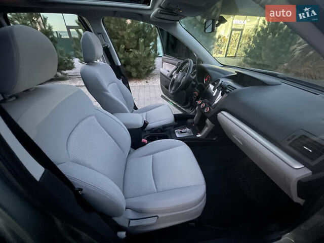 Зеленый Субару Форестер, объемом двигателя 2.5 л и пробегом 225 тыс. км за 10300 $, фото 22 на Automoto.ua