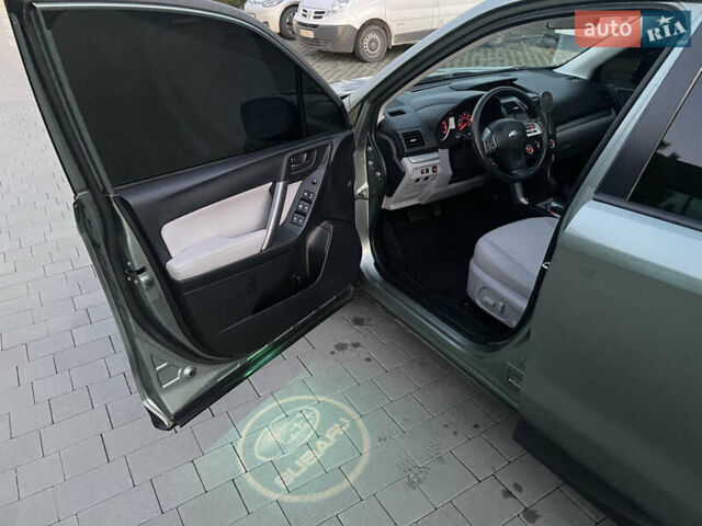 Зеленый Субару Форестер, объемом двигателя 2.5 л и пробегом 225 тыс. км за 10300 $, фото 9 на Automoto.ua