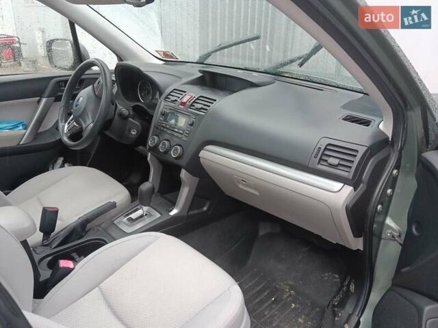 Зеленый Субару Форестер, объемом двигателя 2.5 л и пробегом 210 тыс. км за 11800 $, фото 9 на Automoto.ua