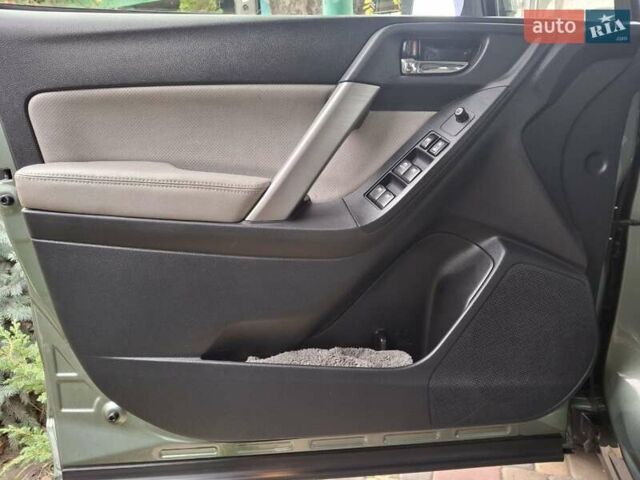 Зелений Субару Forester, об'ємом двигуна 2.5 л та пробігом 99 тис. км за 13800 $, фото 16 на Automoto.ua