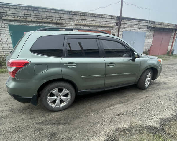 Зеленый Субару Форестер, объемом двигателя 2.46 л и пробегом 207 тыс. км за 9800 $, фото 3 на Automoto.ua