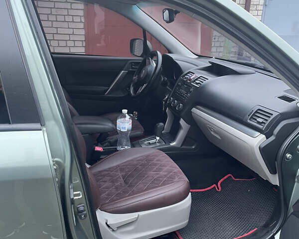 Зеленый Субару Форестер, объемом двигателя 2.46 л и пробегом 207 тыс. км за 9800 $, фото 4 на Automoto.ua