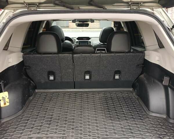 Зеленый Субару Форестер, объемом двигателя 2.5 л и пробегом 180 тыс. км за 18300 $, фото 7 на Automoto.ua