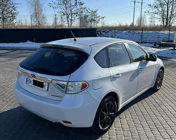 Белый Субару Импреза, объемом двигателя 1.5 л и пробегом 130 тыс. км за 6530 $, фото 1 на Automoto.ua