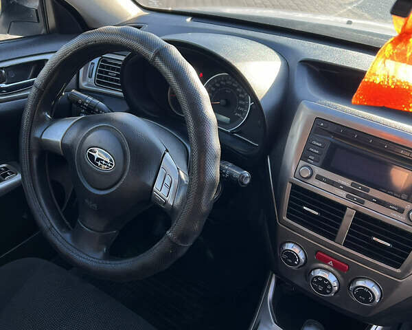 Белый Субару Импреза, объемом двигателя 1.5 л и пробегом 130 тыс. км за 6530 $, фото 11 на Automoto.ua