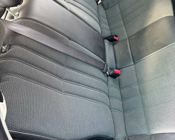 Білий Субару Імпреза, об'ємом двигуна 2 л та пробігом 235 тис. км за 6000 $, фото 8 на Automoto.ua