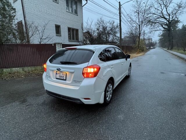 Белый Субару Импреза, объемом двигателя 2 л и пробегом 110 тыс. км за 7499 $, фото 12 на Automoto.ua