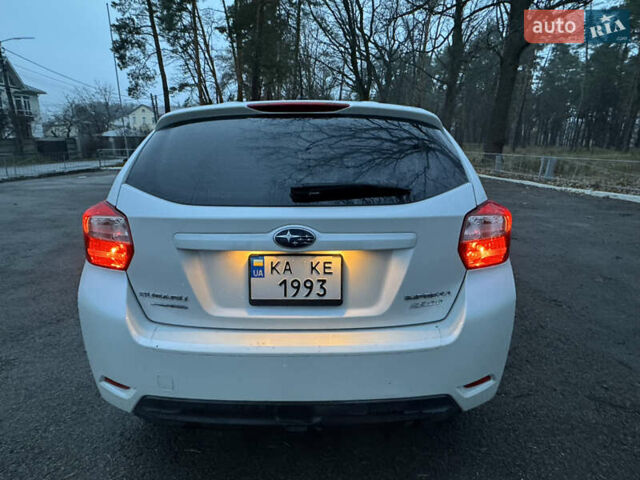 Белый Субару Импреза, объемом двигателя 2 л и пробегом 165 тыс. км за 7499 $, фото 9 на Automoto.ua