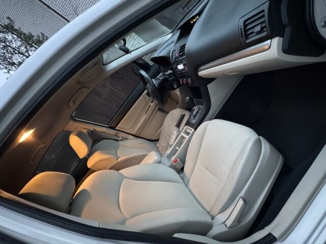 Белый Субару Импреза, объемом двигателя 2 л и пробегом 110 тыс. км за 7499 $, фото 13 на Automoto.ua