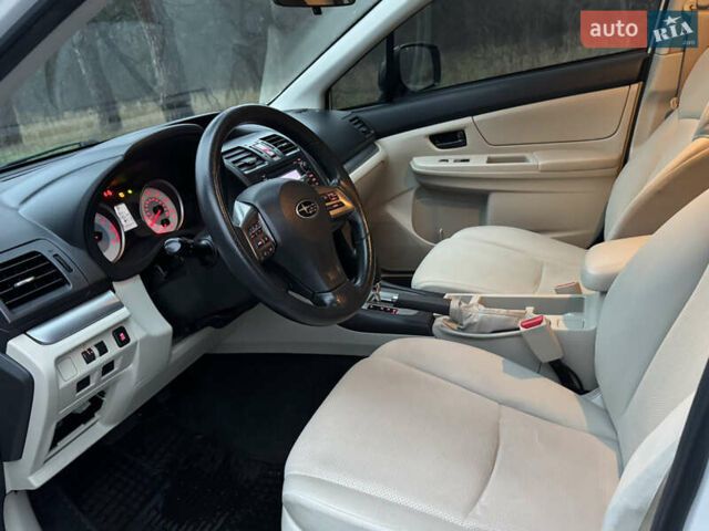 Белый Субару Импреза, объемом двигателя 2 л и пробегом 165 тыс. км за 7499 $, фото 17 на Automoto.ua