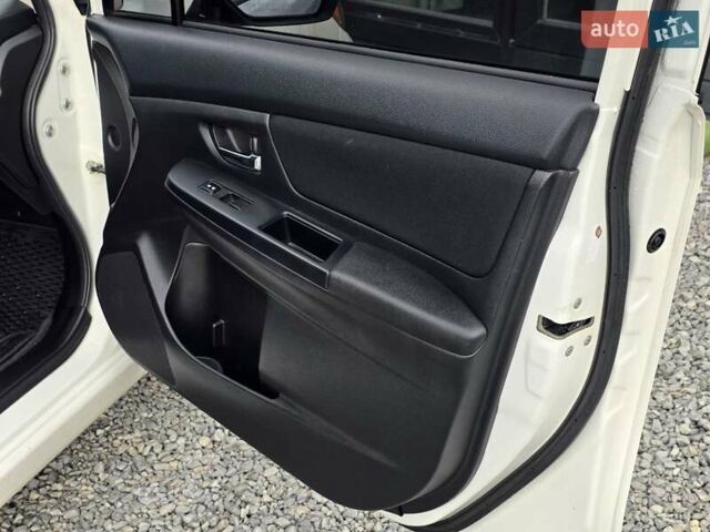 Субару Імпреза 2012 у Тернополі на Automoto.ua Білий Субару Імпреза, об'ємом двигуна 2 л та пробігом 57 тис. км за 8999 $, фото 15 на Automoto.ua