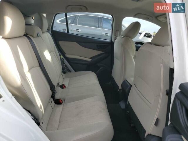 Белый Субару Импреза, объемом двигателя 2 л и пробегом 112 тыс. км за 2300 $, фото 9 на Automoto.ua