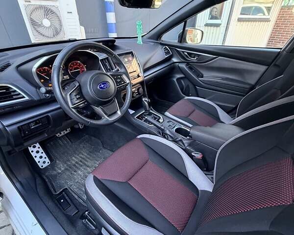 Белый Субару Импреза, объемом двигателя 2 л и пробегом 84 тыс. км за 12500 $, фото 17 на Automoto.ua