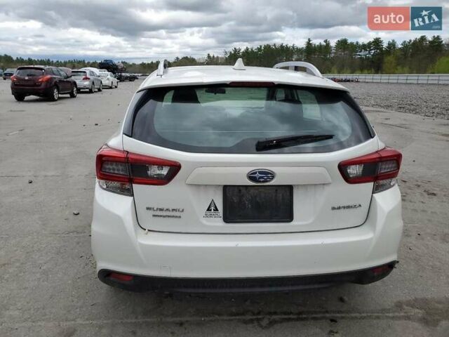 Белый Субару Импреза, объемом двигателя 2 л и пробегом 51 тыс. км за 2700 $, фото 5 на Automoto.ua