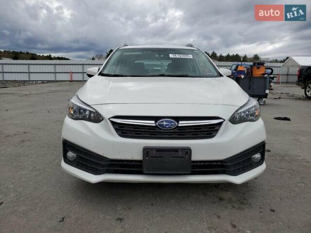 Белый Субару Импреза, объемом двигателя 2 л и пробегом 51 тыс. км за 2700 $, фото 4 на Automoto.ua